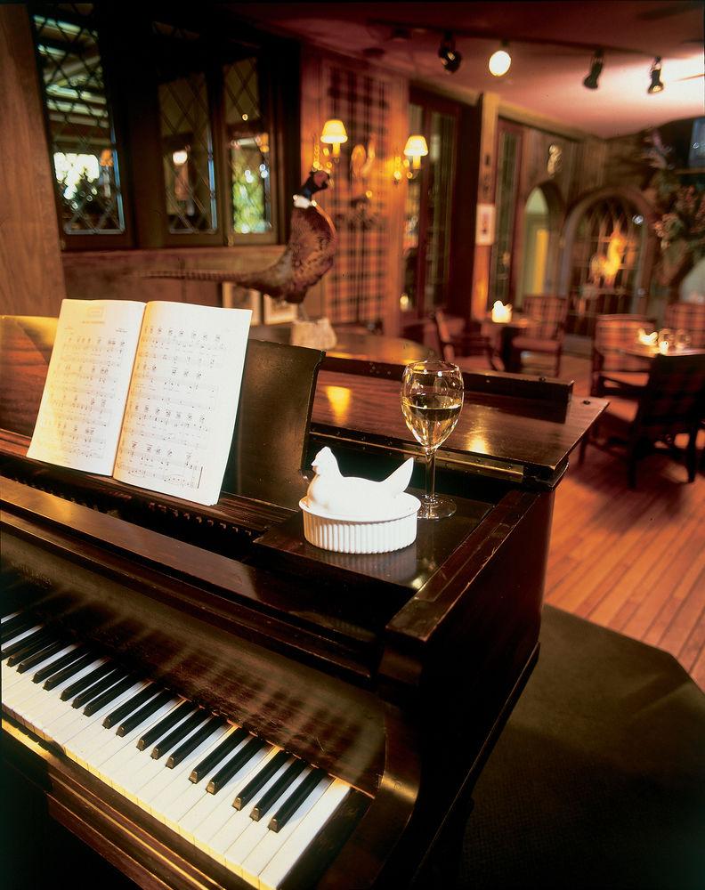 Bed and Breakfast The Manor On Golden Pond Холдернесс Экстерьер фото