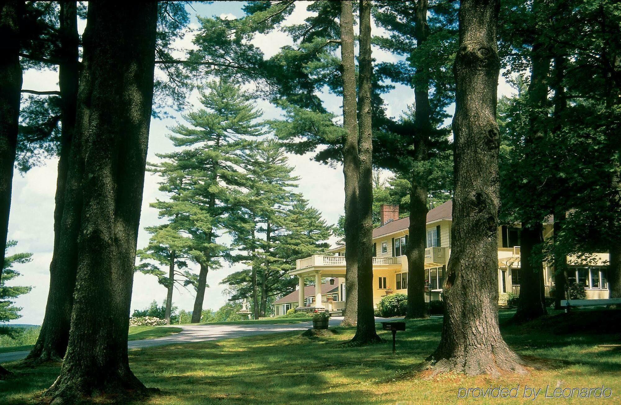 Bed and Breakfast The Manor On Golden Pond Холдернесс Экстерьер фото